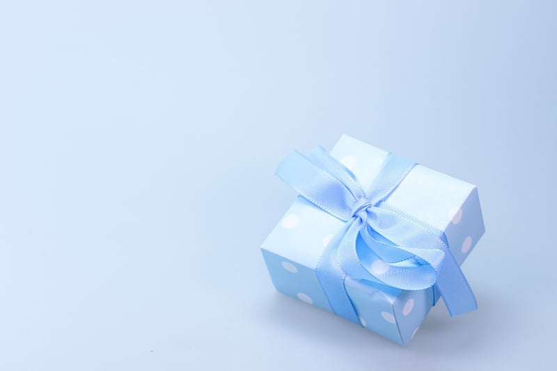 Unique gift wrapping